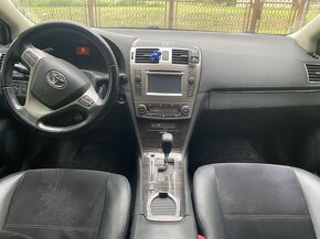 Toyota Avensis 2,2 - 7