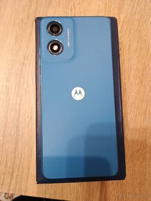 Samsung A22, Motorola e04 - 7