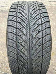 245/45R18 GoodYear uktragrip 8 - 7