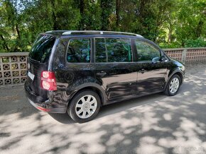 Predám VW Touran 1,9TDI - 7