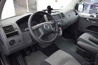 Volkswagen Multivan 2,5 TDi 7-míst,Webasto,kamera,96 kW - 7