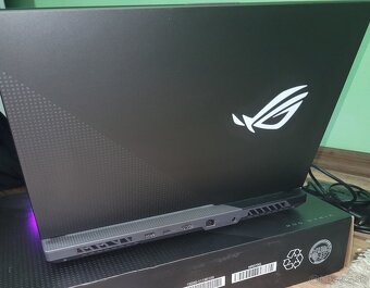 Asus ROG Strix G15 - 7