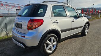 Rezervované Suzuki SX4 1.6 - 7