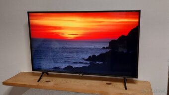 43" QLED 4K UHD Smart TV Samsung (QE43Q60R) - 7