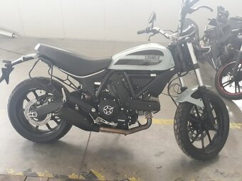 DUCATY SCRAMBLER 400cm3 29,5kw - 7