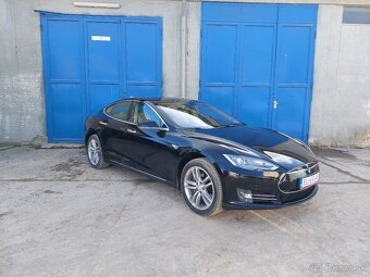 Tesla Model S85 - 7