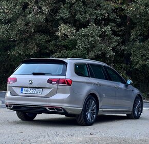 VW Passat Variant R-Line 2.0 TDI DSG - 7