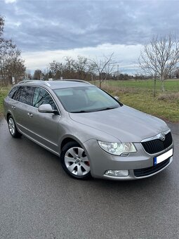 Skoda Superb Combi 2.0TDi CR 104kw 2011 - 7