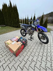 Yamaha YZF 250 - 7