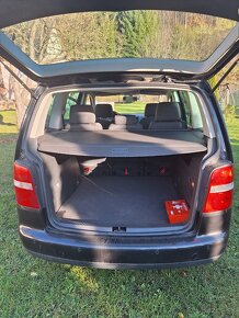 VW Touran 2.0 TDI, 103kW, automat - 7