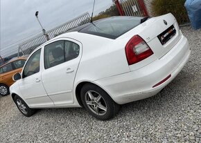 Škoda Octavia 1,6 TDI Ambiente nafta manuál 77 kw - 7