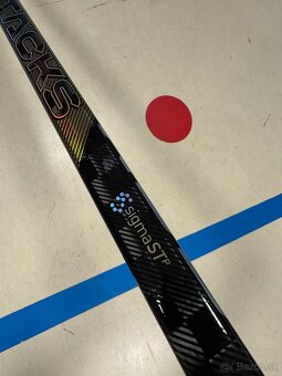 UPLNE NOVA PROFI HOKEJKA CUSTOM CCM TACKS ASV-PRO  LUZA - 7