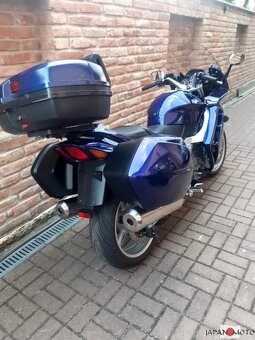 Yamaha FJR 1300 - 7