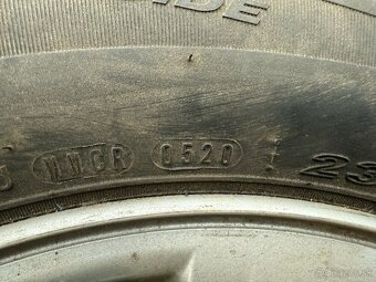 Pneu Nexen 235/60 R16 + Alu disky org. Kia 5x114,3 - 7