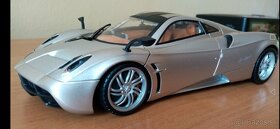 Model 1:18 Pagani Huayra od f. Motor Max - 7