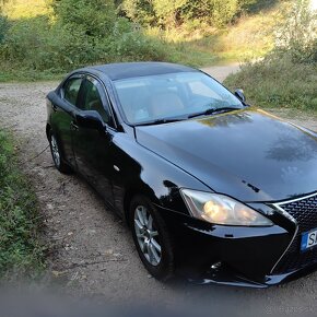 Lexus IS 220d - 7