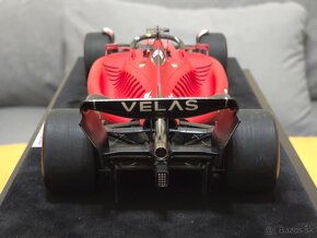 Charles Leclerc (Ferrari F1-75) 1:18 VC Bahrain 2022 - 7