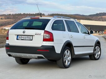 Škoda Octavia Combi Scout 2.0 TDI 4x4 Xenon Alcantara - 7