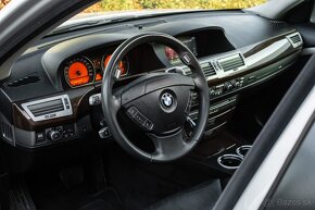 BMW Rad 7 730d model e65 facelift - 7