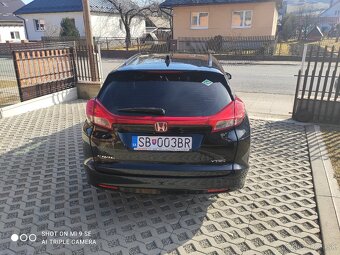 Predám Honda Civic Tourer 1.8 - 7