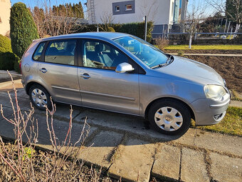 VOLKSWAGEN POLO 1,2 benzin 51kW strieborna metaliza - 7