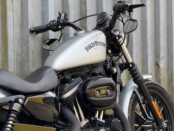 Harley Davidson Sportster Iron 883 Brilliant Silver XL883N - 7