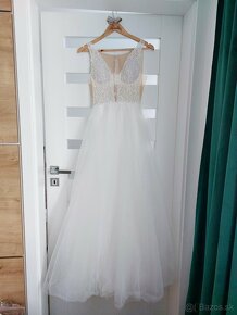 Svadobné šaty s 3D výšivkou - 7