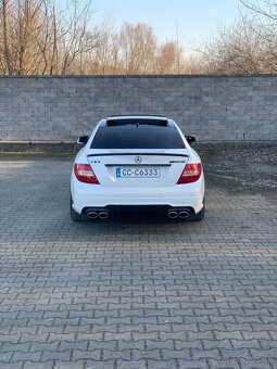 MERCEDES BENZ C63 AMG 2011 6.2 V8 358KW COUPE/PANO/KEYLESS - 7