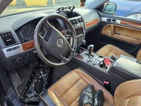 Volkswagen Touareg 2.5 TDi Individual - 7