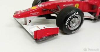 1:18 Hot wheels elite Ferrari F10 Alonso 2010 - 7