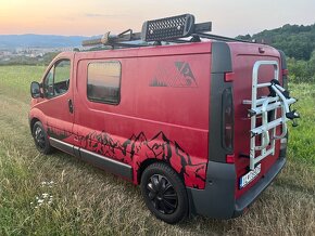 Predam obytne auto Opel Vivaro 1,9 Dti - 7