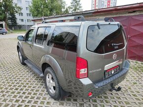 NISSAN Pathfinder  4x4 , 7.miest - 7