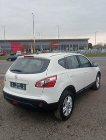 Nissan Qashqai 2.0 dCi Acenta 4x4 A/T - 7