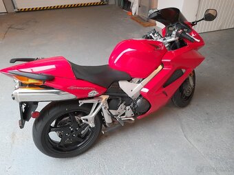 Honda VFR 800 V-TEC 2002 - 7