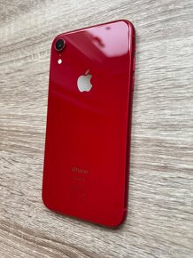 Predám iPhone XR 64GB Red - 7