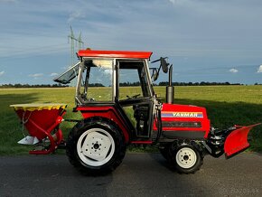 Japonský traktor YANMAR F18D Diesel 3 válec, 18HP - 7