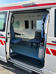 VW T6 2.0 TDI Ambulancia 4x4 - 7