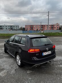 VW Golf Variant AllTrack 2.0 TDI 4x4 - 7