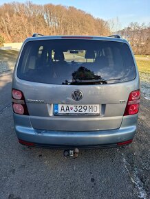 VOLKSWAGEN TOURAN 1,9 TDI - 7