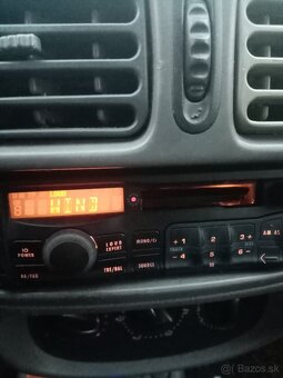 Predám rádio Mercedes šprintér 99 1DIN - 7