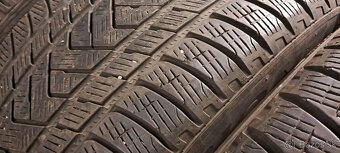 Predám 4ks jazdené zimné 285/45r20-112V Pirelli - 7