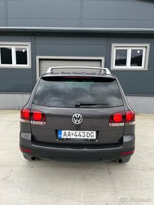 VW Touareg 3.0TDI 176kw vzduch,koža,šiber - 7