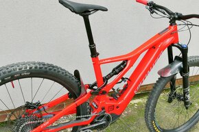 Predám elektrický bicykel Specialized Levo  Comp  29  L - 7