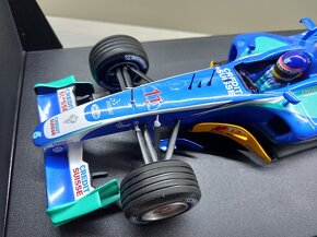 F1 SAUBER PETRONAS SHOWCAR 2005 VILLENEUVE MINICHAMPS 1:18 - 7