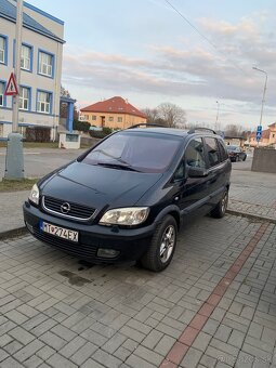 Opel zafira 1.816v 7 miestne - 7