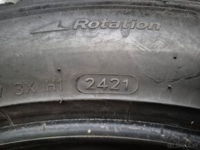 275/45 r21 zimné 2 ks HANKOOK dezén 7,4 mm DOT2021 - 7