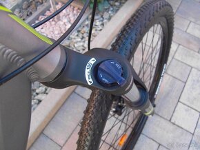 MTB bicykel Kenzel Shade 29 -TAKMER NOVÝ  - 7