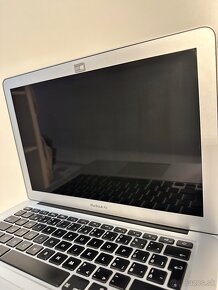 APPLE Macbook AIR (2017) A1466 - 7