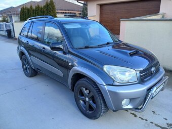 Toyota RAV4 - 7