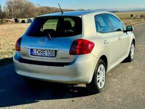 Toyota Auris 1.6i Benzin Automat - 7